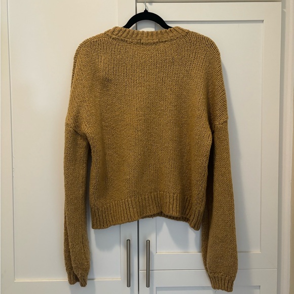 UO Oversized Balloon Crew Neck Sweater - Picture 4 of 5